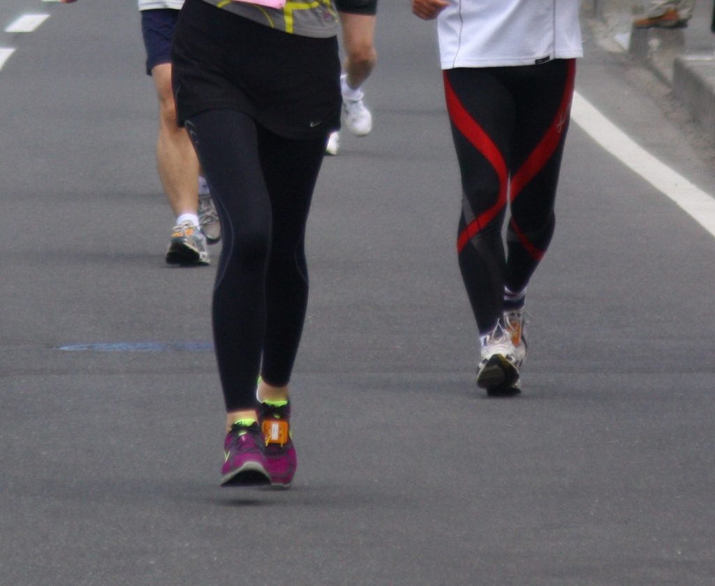 股関節痛の原因の運動